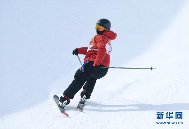 高清：张可欣获冬奥自由式滑雪女子U型场地第九